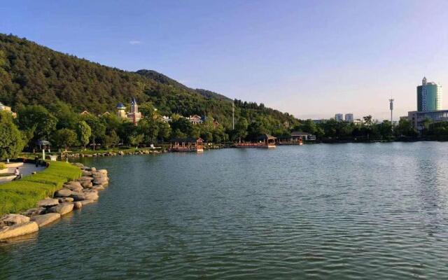 7Days Inn Zhaotong Hailou Road Wanghai park