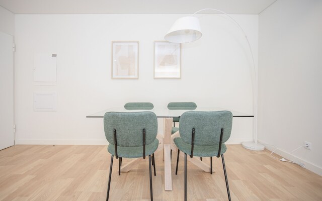 Liiiving - City Design Apartment C