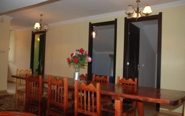 Ruso and Robi Apartment