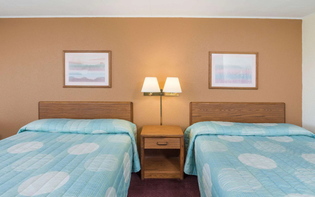 Knights Inn Kirksville