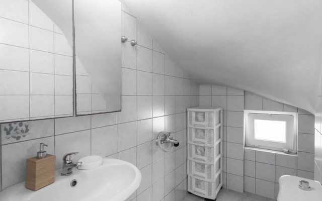 Koralia Vacation House
