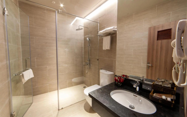 Rum Vang II Hotel
