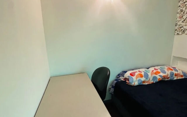 AQUI ME QUEDO here I stay