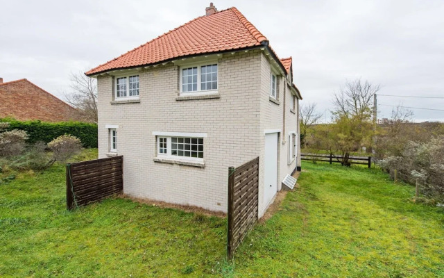 Renovated Hortensia Villa Next to the Dunes