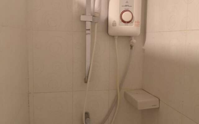 The Charlotte Smart Hotel Lopburi