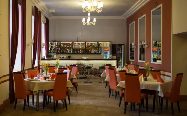 Aiden by Best Western Lodz