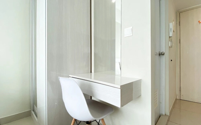 Restful And Simply Studio Springlake Summarecon Bekasi Apartment