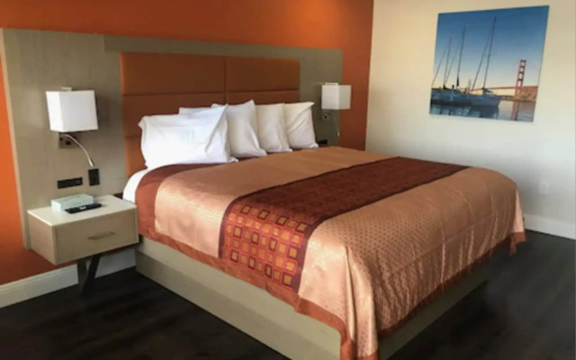 Presidio Parkway Inn