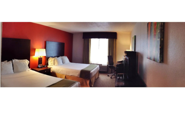 Holiday Inn Express Hotel & Suites Chicago-Algonquin by IHG