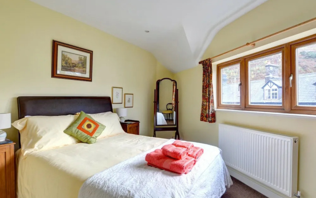 Luxurious Holiday Home in Abergwyngregyn in National Park