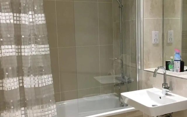 London Dream Apartment - City Chic Retreat