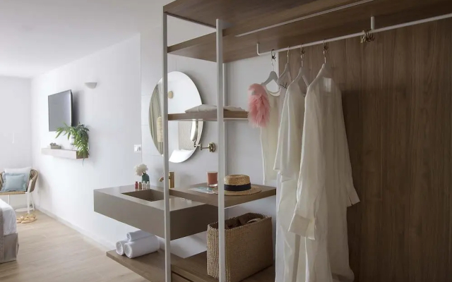 May Altafulla Beach Boutique Hotel