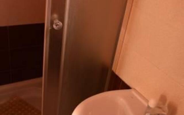 House on Zhordaniya 10