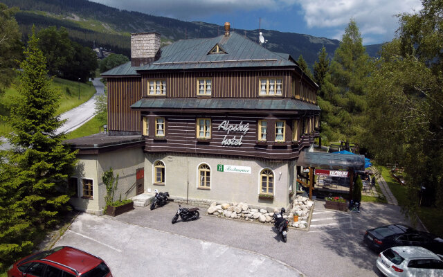 Alpský hotel