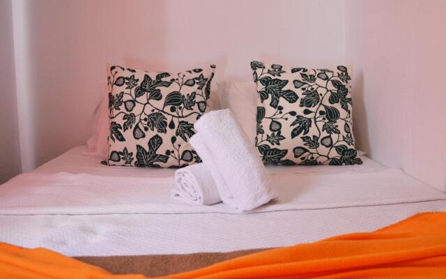 Ria Guest House
