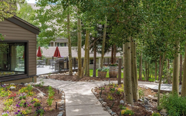 Pines #2071 By Summit County Mountain Retreats