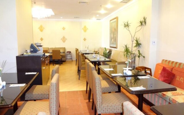 Le Royal Express Salmiya Hotel