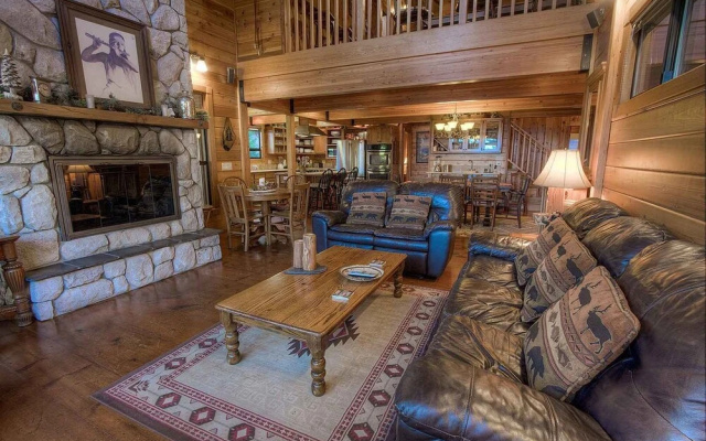 Smokey Joes - 5 Br Cabin