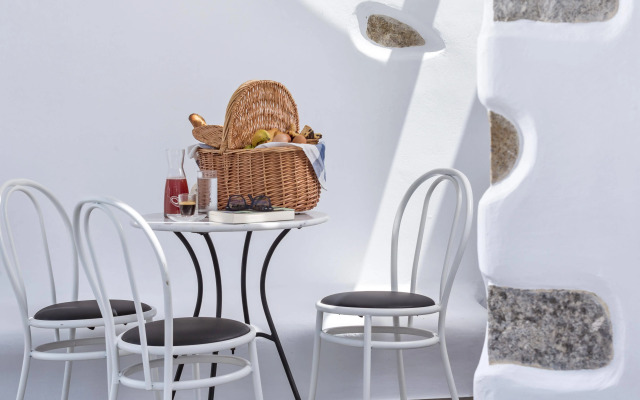 Colours of Mykonos