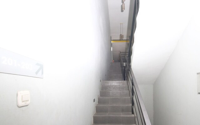 Airy Legian Dewi Sri Satu 8 Kuta Bali