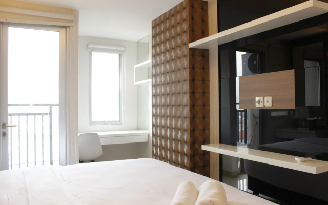 Homey 2BR Apartment at Sudirman Suite