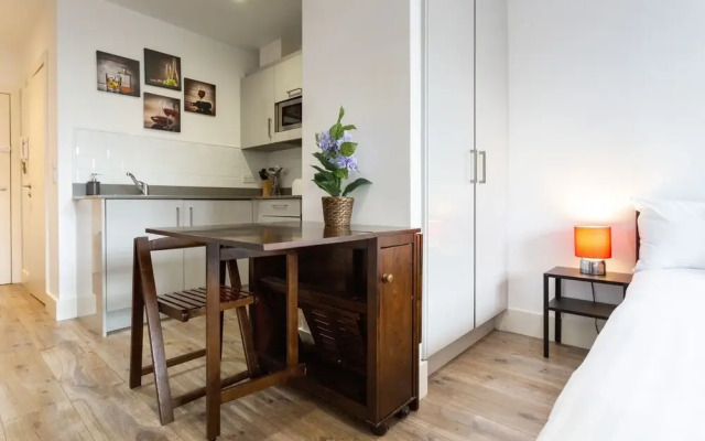 Studio Apartment  Central London