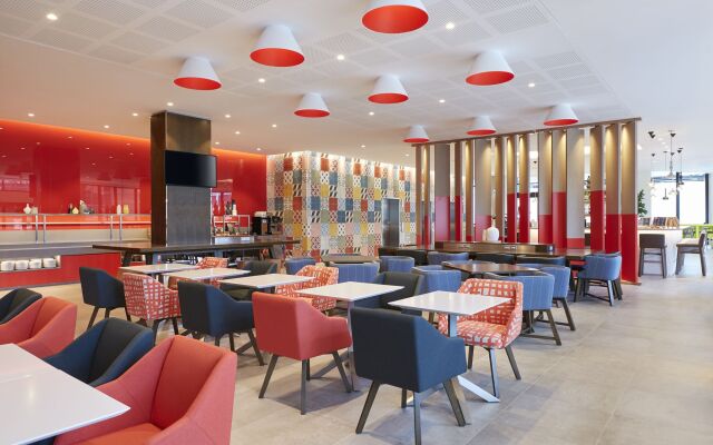 Holiday Inn Express Brisbane Central by IHG