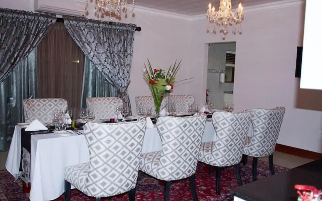 Classique Grace Boutique Hotel