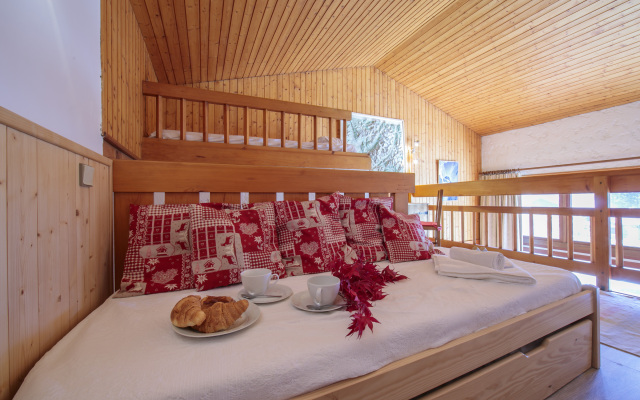 Chalet Charpoua in Le Tour Argenti re