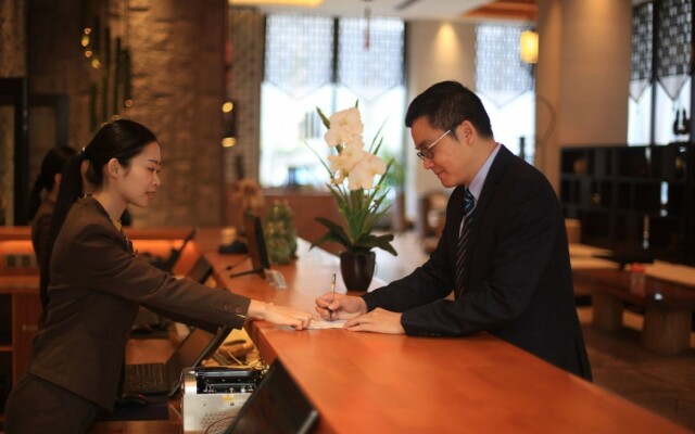 Relaxed Season Hotel - Foshan