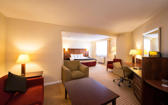 Holiday Inn Northampton by IHG