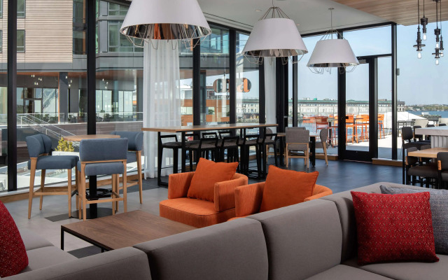Hyatt Place Boston/Seaport District