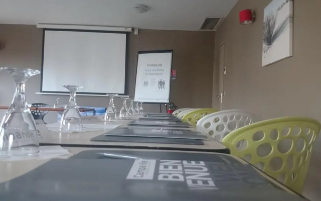 Campanile Villeneuve sur Lot - Pujols