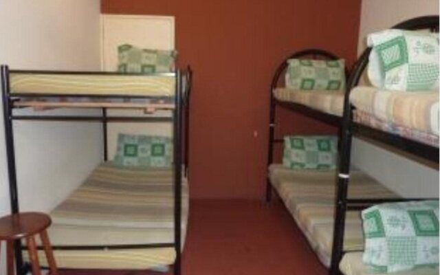 B&B Inn - Hostel