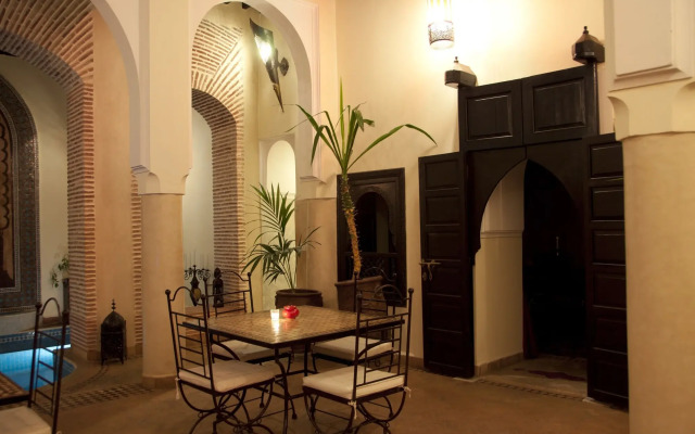 Riad Les Trois Palmiers El Bacha