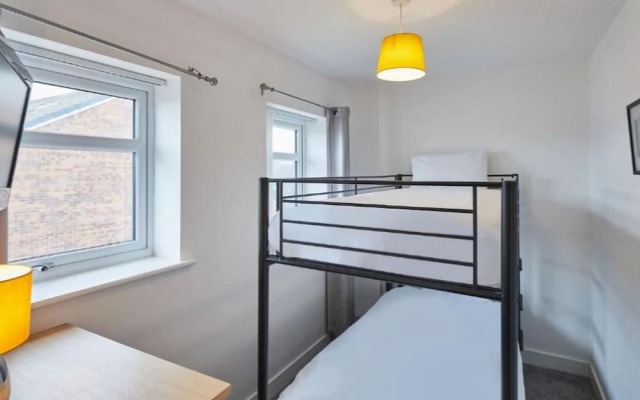 Jackson Court Apartment 3