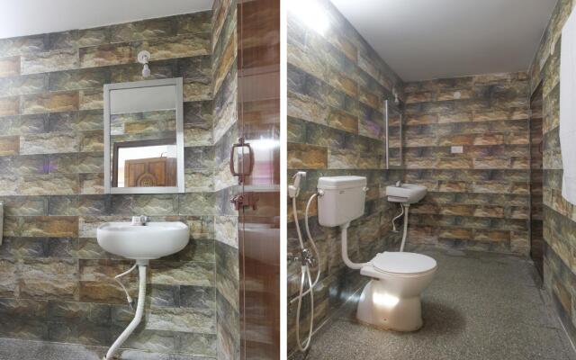 OYO 60090 Habiba Noor Inn