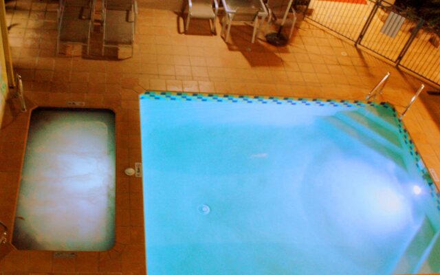 Montego Sands Resort