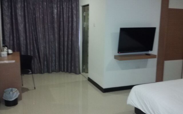 City Central Hotel