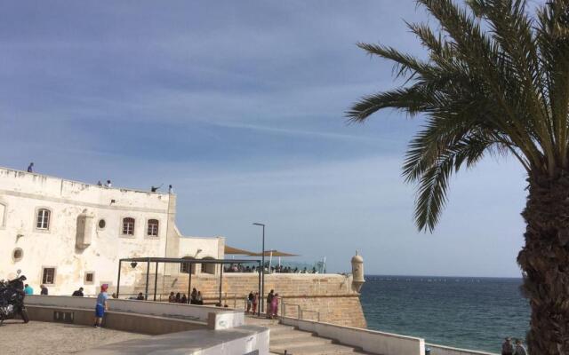 Courtyard House - Sun, Barbecue, Beach