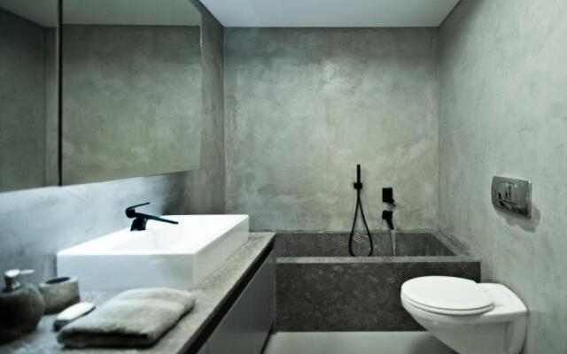 Elegant and Private Living by Neuvel