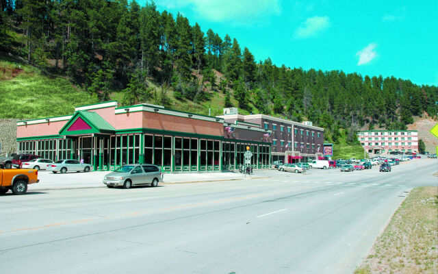 First Gold Hotel