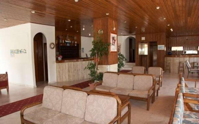 Ionikos Hotel