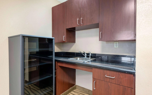 Comfort Suites Cincinnati Airport