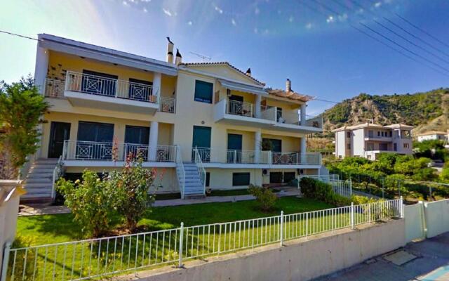 Derveni Seaside Apartments