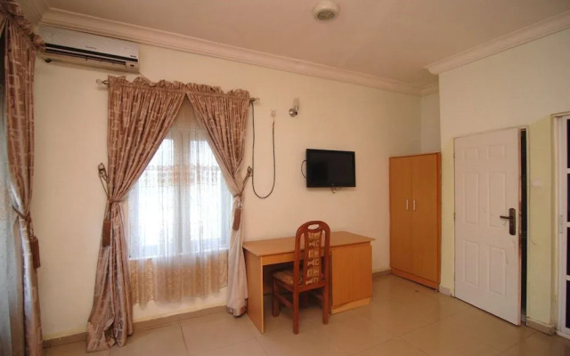 Grandville Hotel & Resort