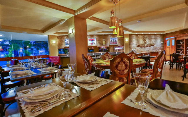 Golden Lis Hotel Boutique