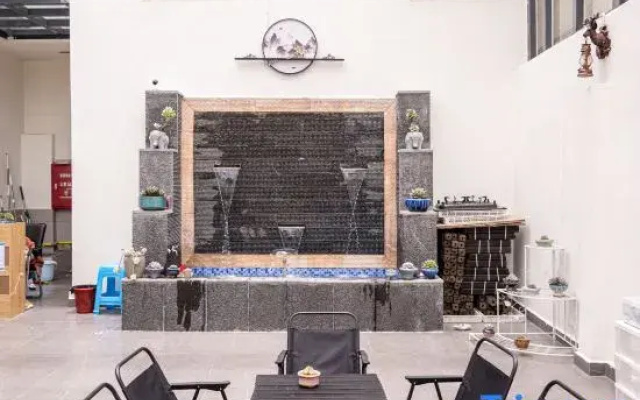 Shangri-La Songlan Hostel (Dukezong Ancient City)