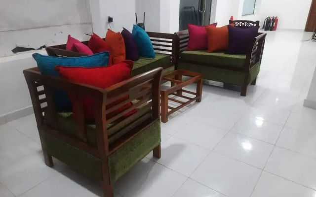 Island Inn Colombo00