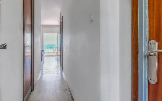 Pretty Apartment With Balcony